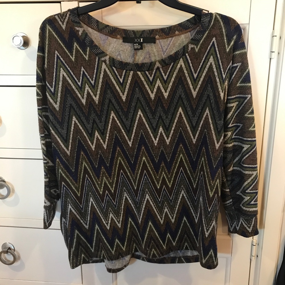 Long sleeve shirt
